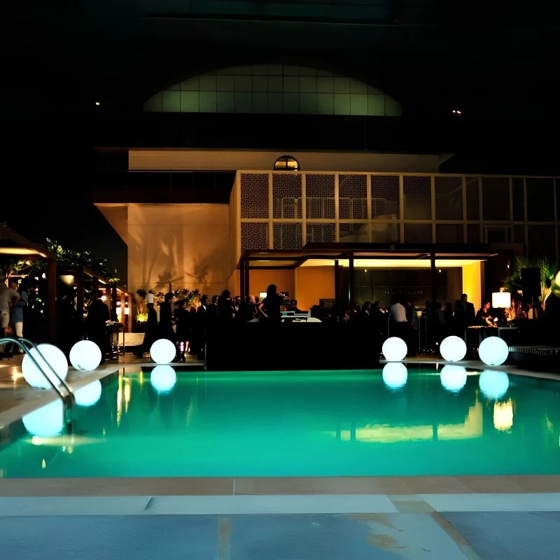 Spherical Garden Light – Weatherproof, 16 Colours with Remote Control for Garden or Interior
