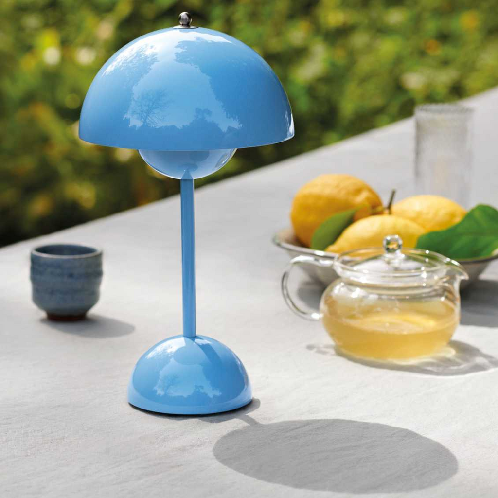 Wireless Table Lamp – Multicolor Mushroom Shape for Desk or Bedside Table