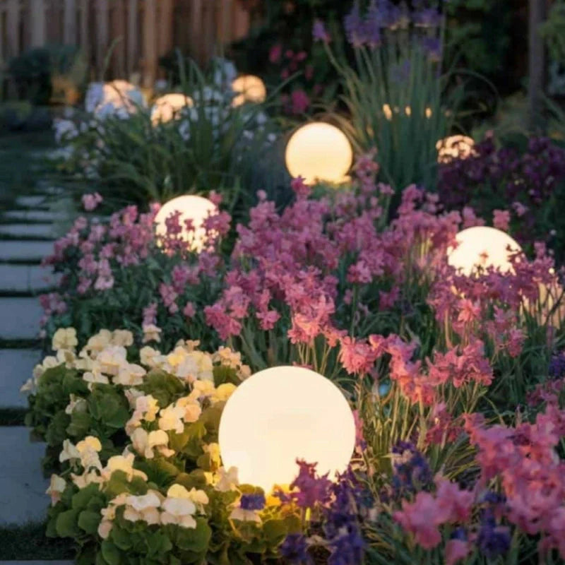 Spherical Garden Light – Weatherproof, 16 Colours with Remote Control for Garden or Interior