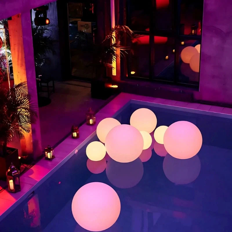 Spherical Garden Light – Weatherproof, 16 Colours with Remote Control for Garden or Interior