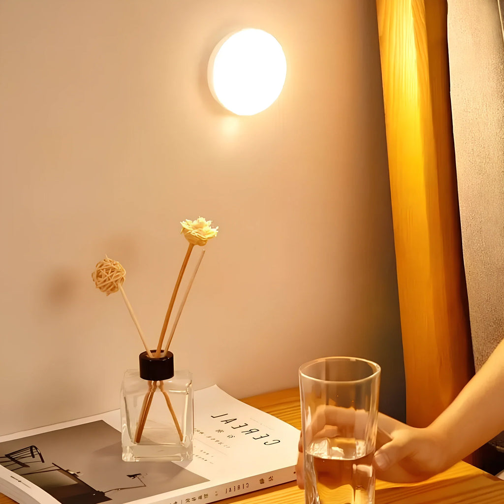 Motion Sensor Lamp – White, Modern Design for Hall, Staircase or Wardrobe Lighting