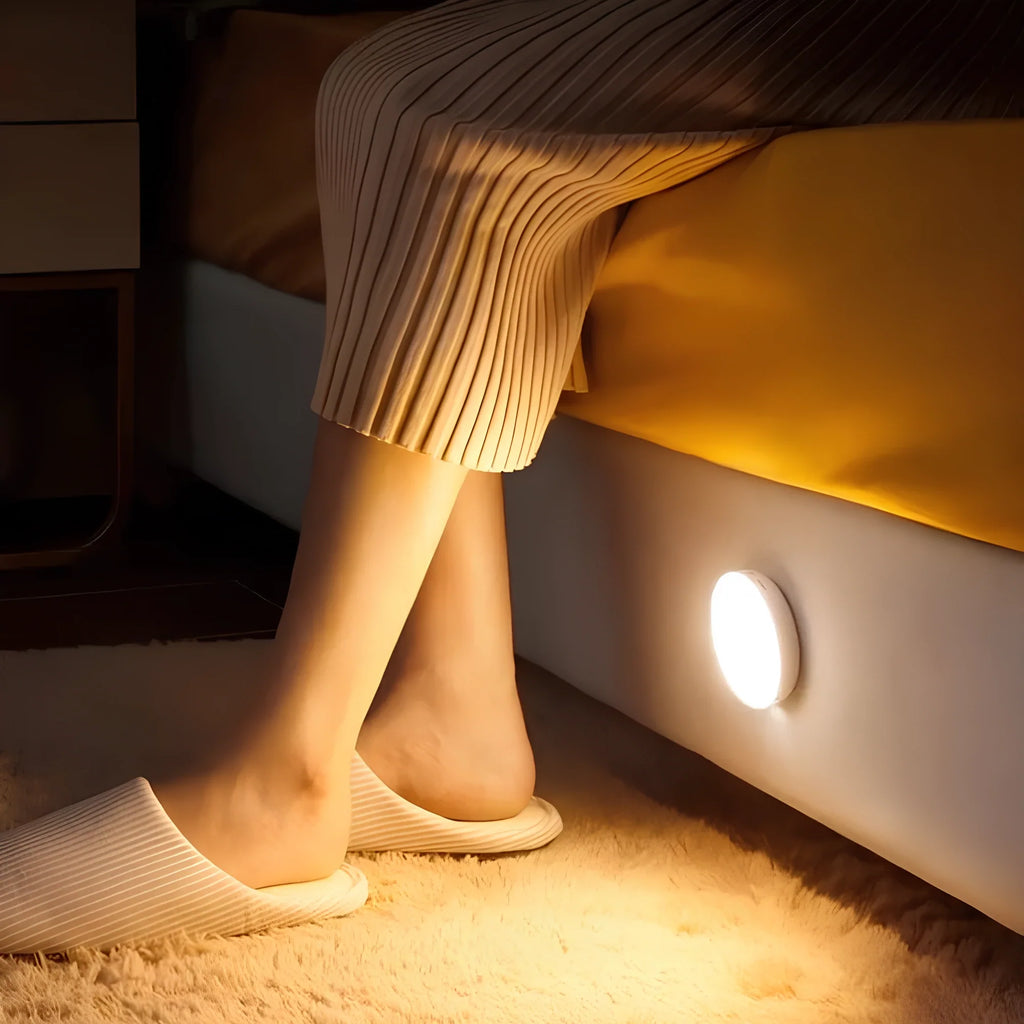 Motion Sensor Lamp – White, Modern Design for Hall, Staircase or Wardrobe Lighting