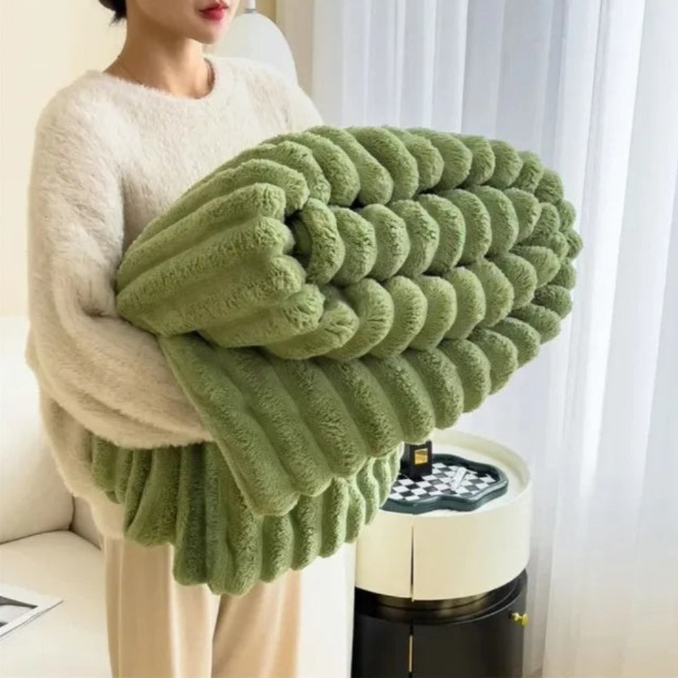 Plush Blanket Cover – Ribbed Texture for Living Room or Bedroom