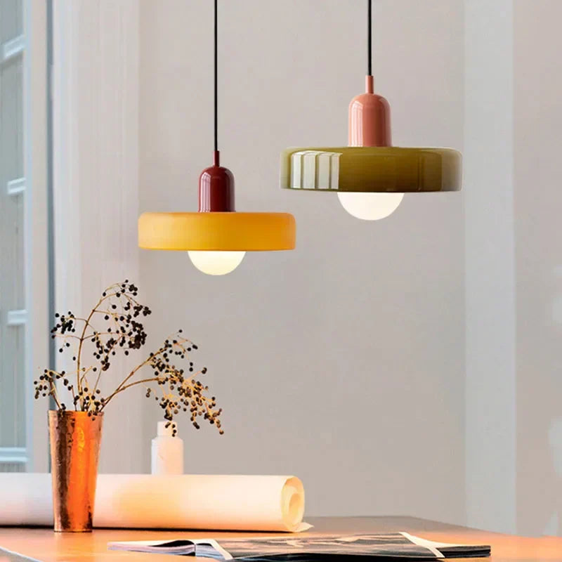 Glass Pendant Lamp – Subtle Colors, Elegant Flower Pot Design for Atmospheric Lighting in Dining Room or Bedroom