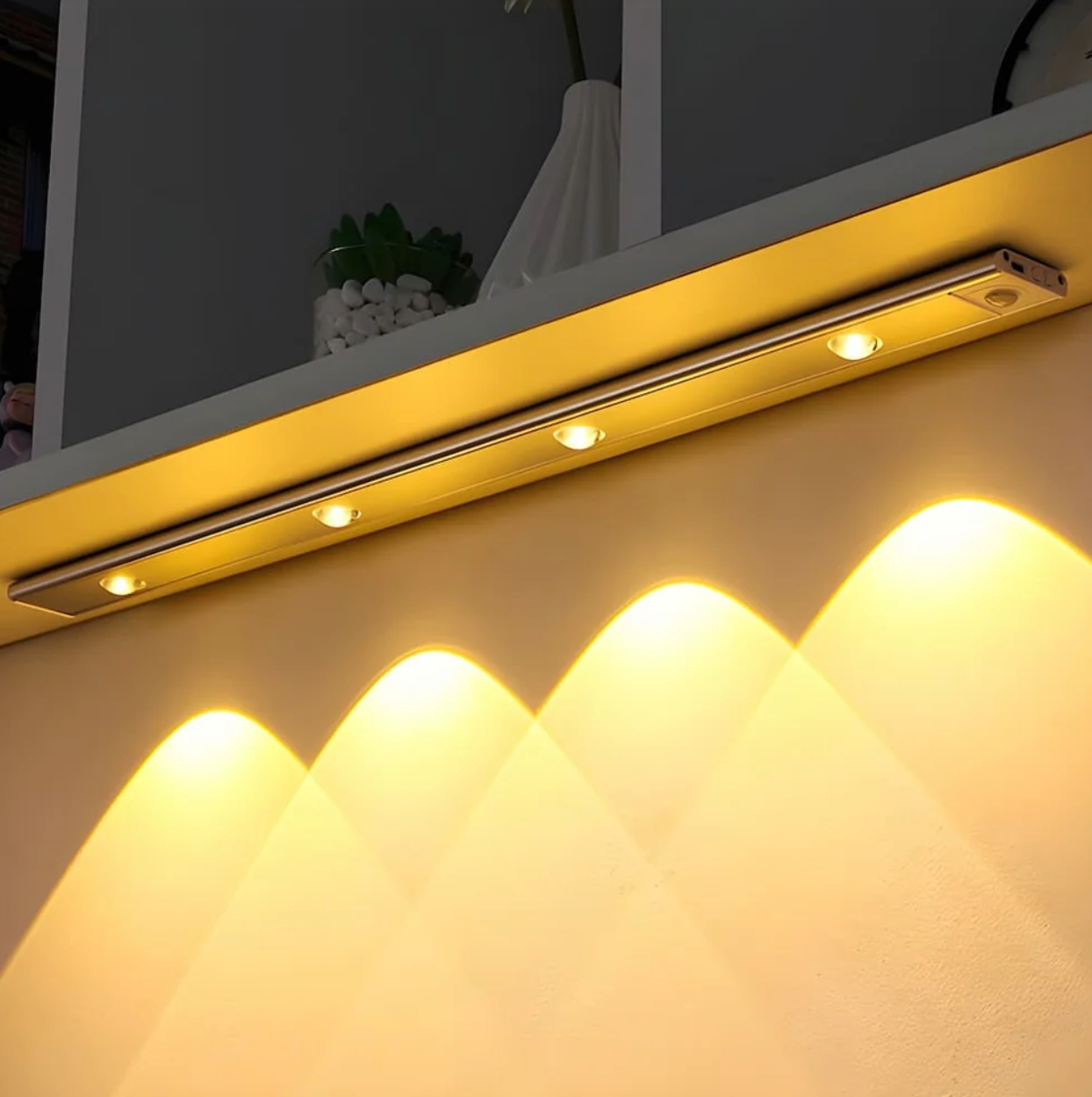 LED Wall Lamp with Motion Sensor – Dimmable, for Hallway, Stairs or Bedroom