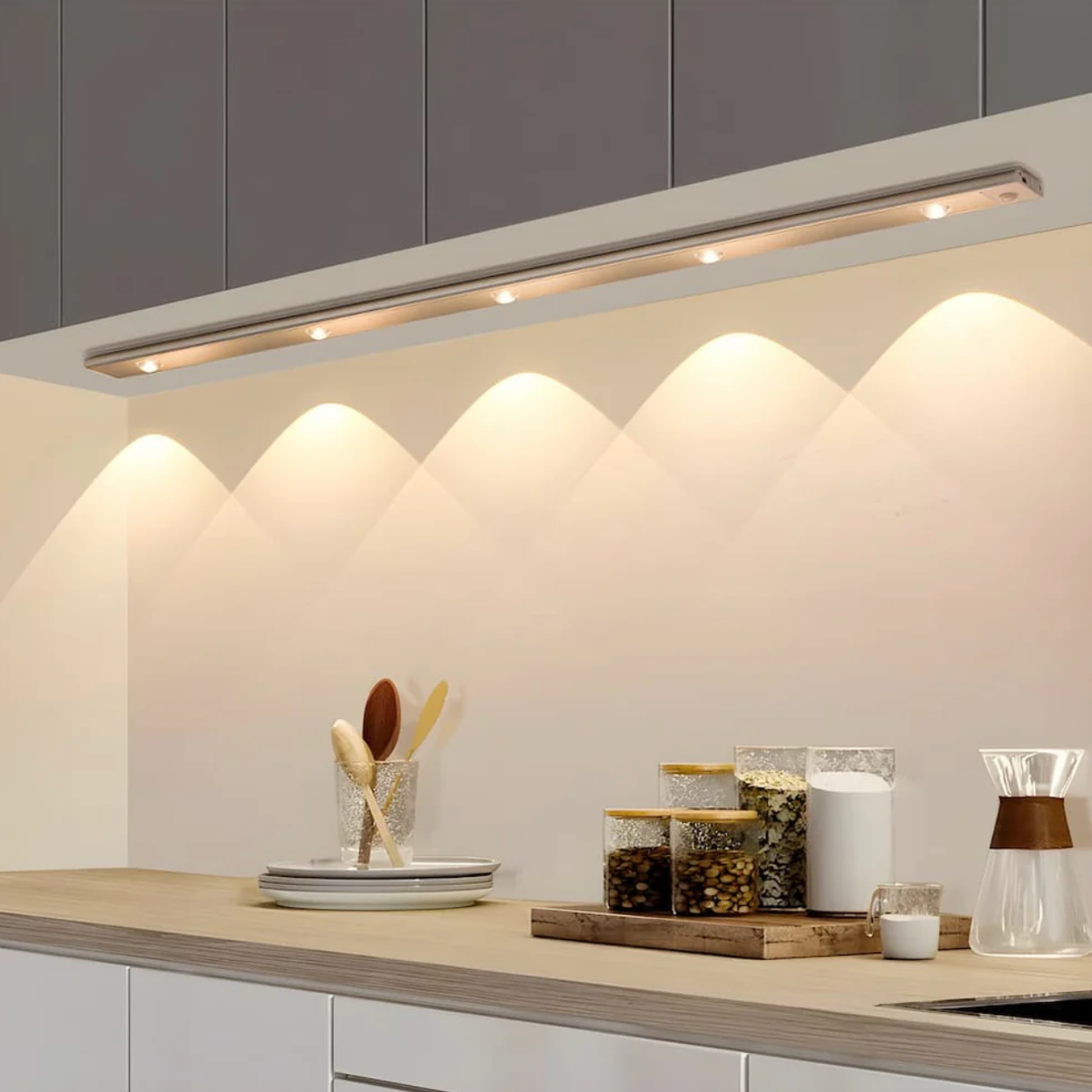 LED Wall Lamp with Motion Sensor – Dimmable, for Hallway, Stairs or Bedroom