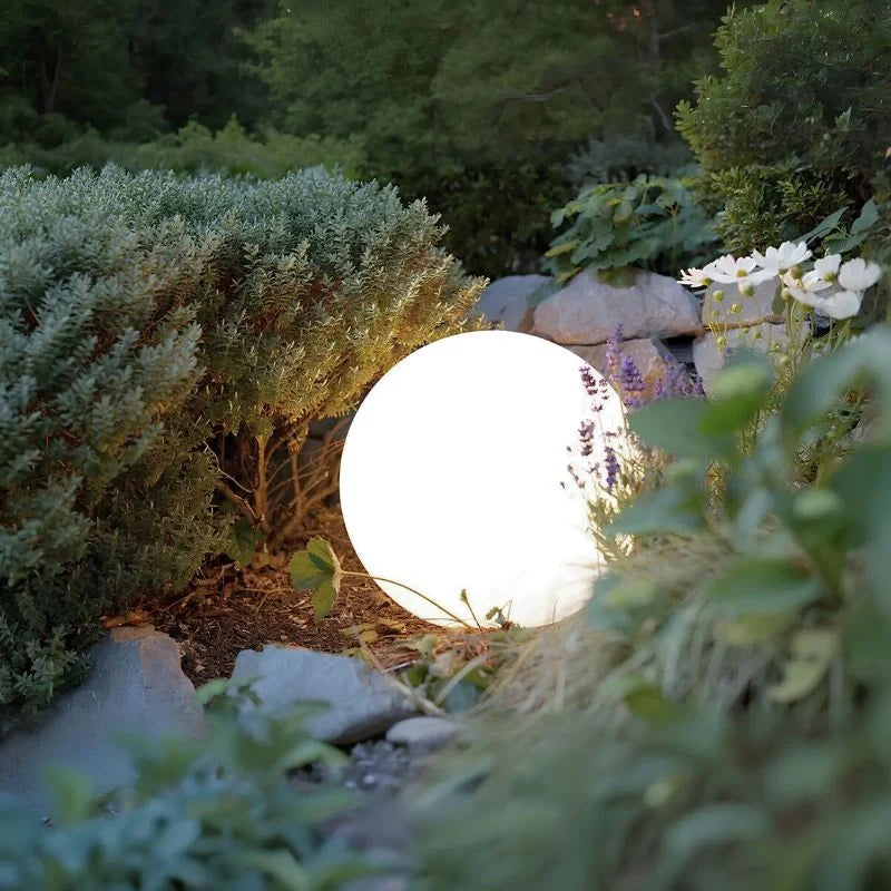 Spherical Garden Light – Weatherproof, 16 Colours with Remote Control for Garden or Interior