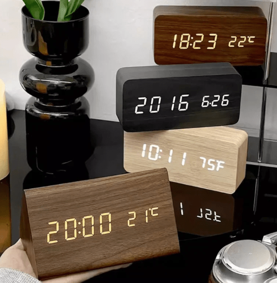 Wooden Desk Clock – Minimalist Design with LED Display and Sound Activation for Living Room or Office