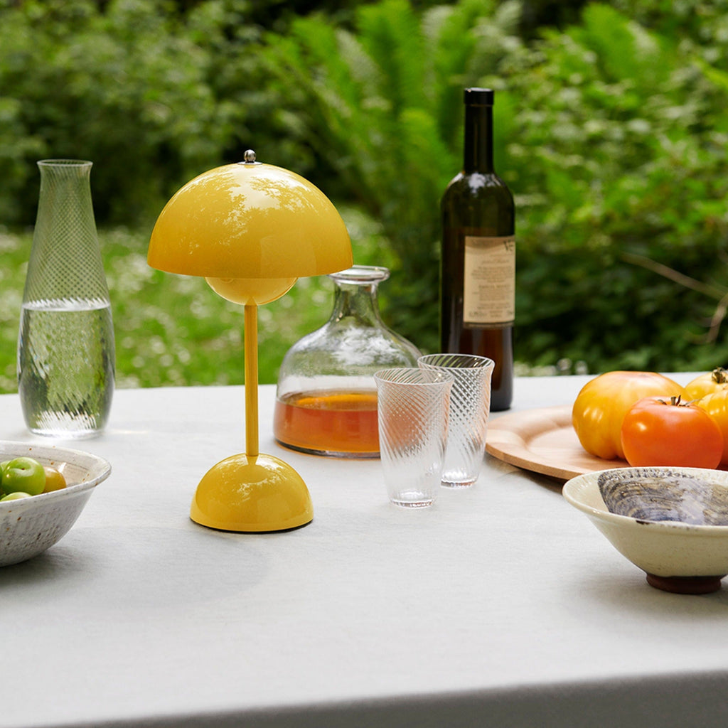 Wireless Table Lamp – Multicolor Mushroom Shape for Desk or Bedside Table