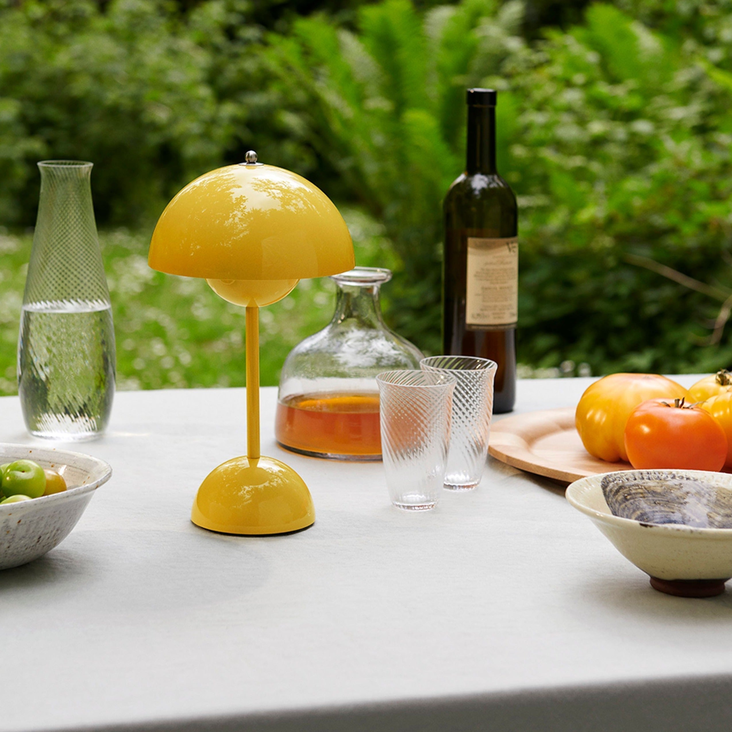 Wireless Table Lamp – Multicolor Mushroom Shape for Desk or Bedside Table